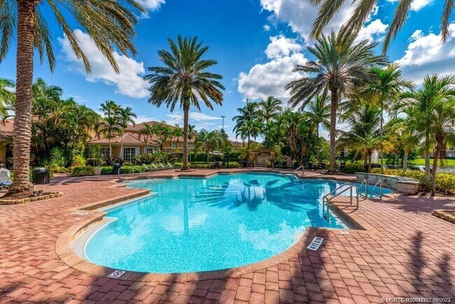 Foto del edificio - 3683 NW Mediterranean Ln