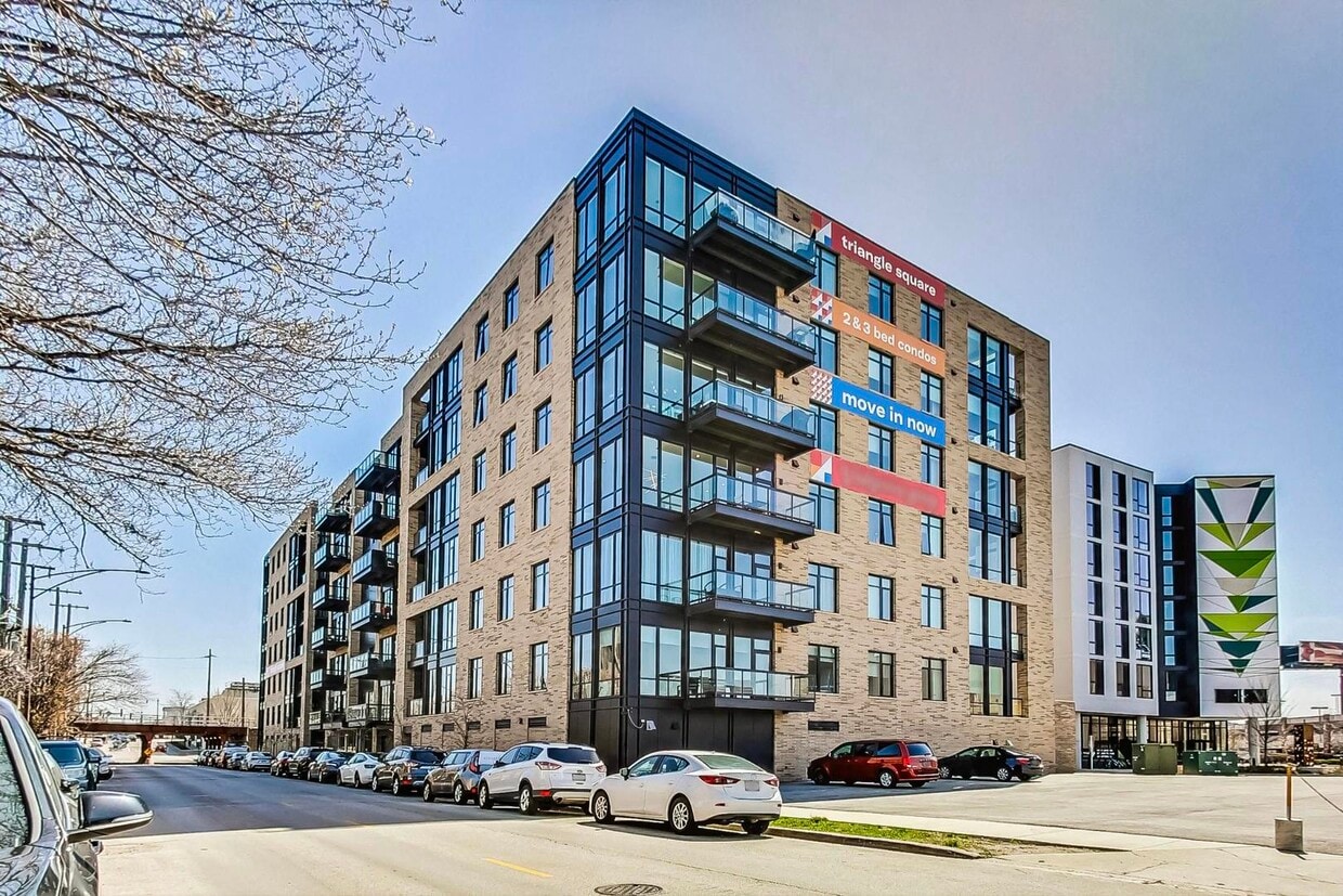Primary Photo - 1701 W Webster Ave