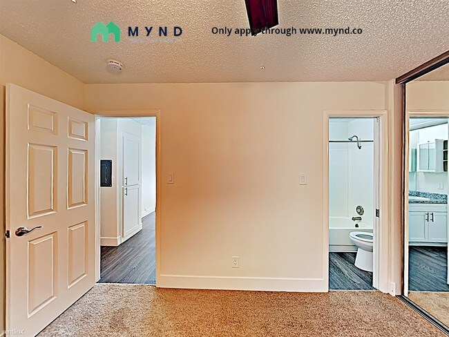 Foto del edificio - 2 br, 1 bath  - 1025 35th Ave Apt 11 Apt 11