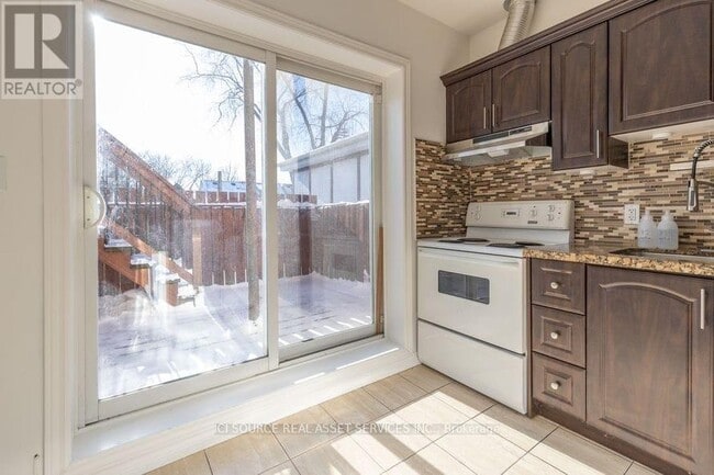 Photo du bâtiment - 1111 Gerrard St E