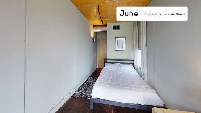 Private bedroom in 6 bed/6 bath Home - Private bedroom in 6 bed/6 bath Home