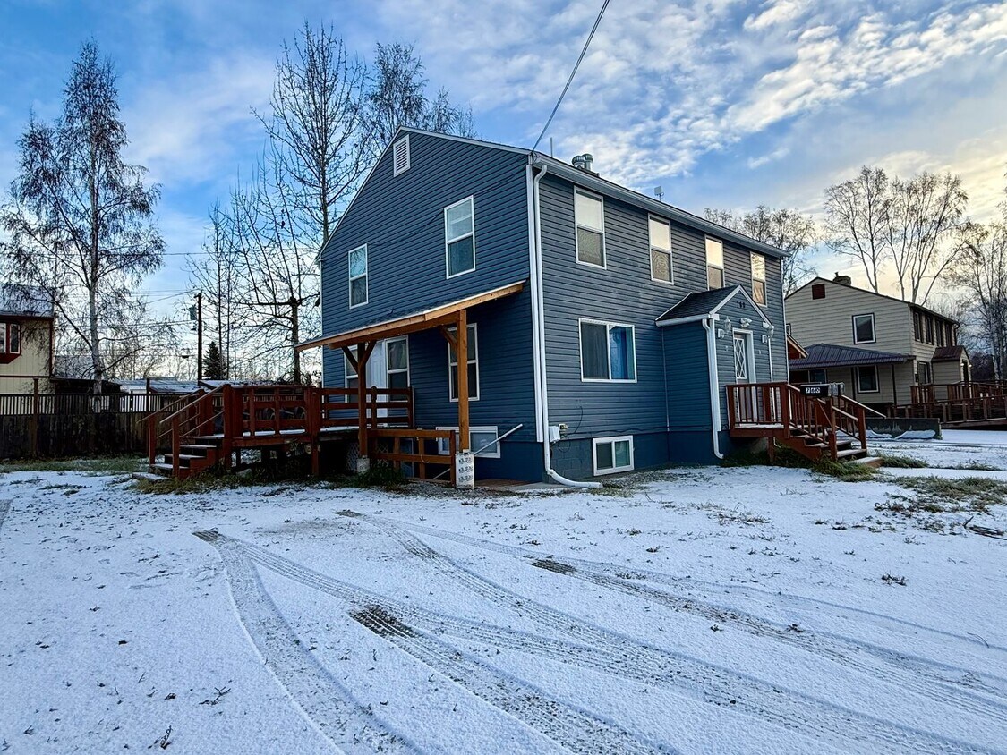 Foto principal - 760 8th Ave