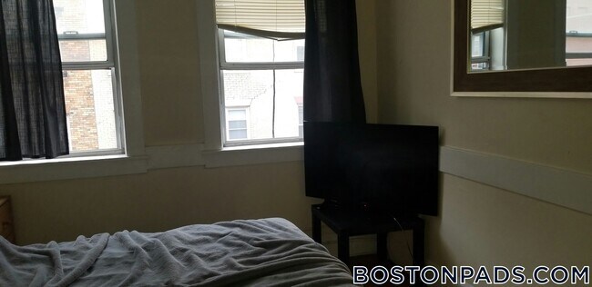 Foto del edificio - 161 Endicott St