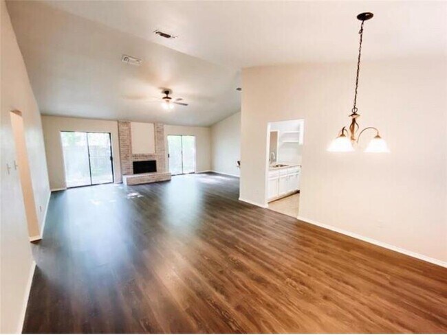 Building Photo - 7809 Tyra Ct