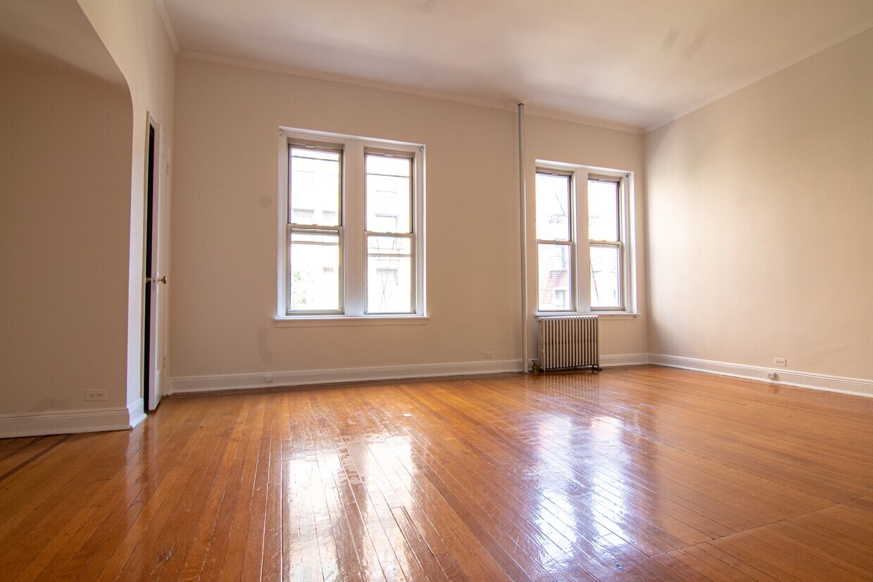 Studio - 328 W 83rd St