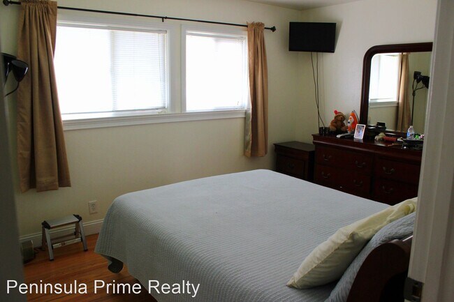 Foto del edificio - 2510 Maywood Dr