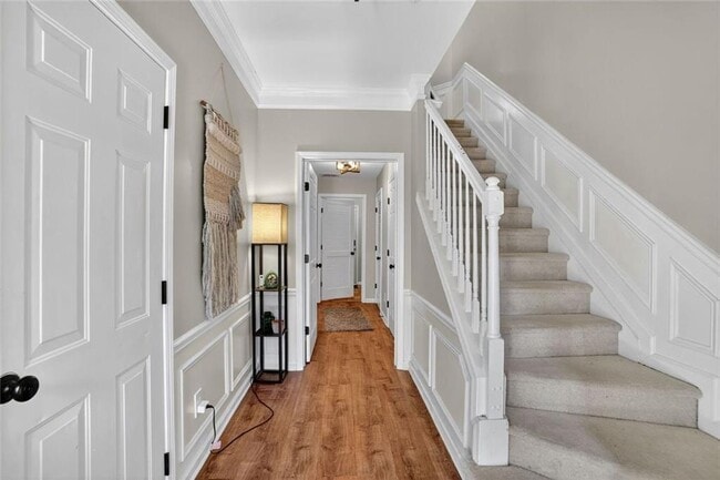 Building Photo - 2331 Towneheights Terrace SE