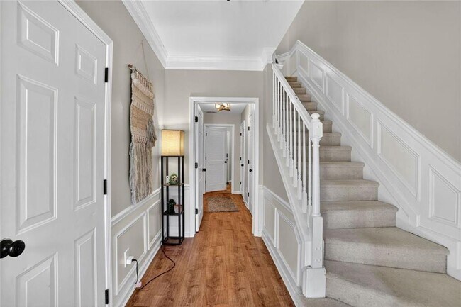 Foto del edificio - 2331 Towneheights Terrace SE