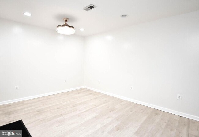 Building Photo - 2706 Berrywood Ln