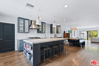 Building Photo - 12939 Dickens St