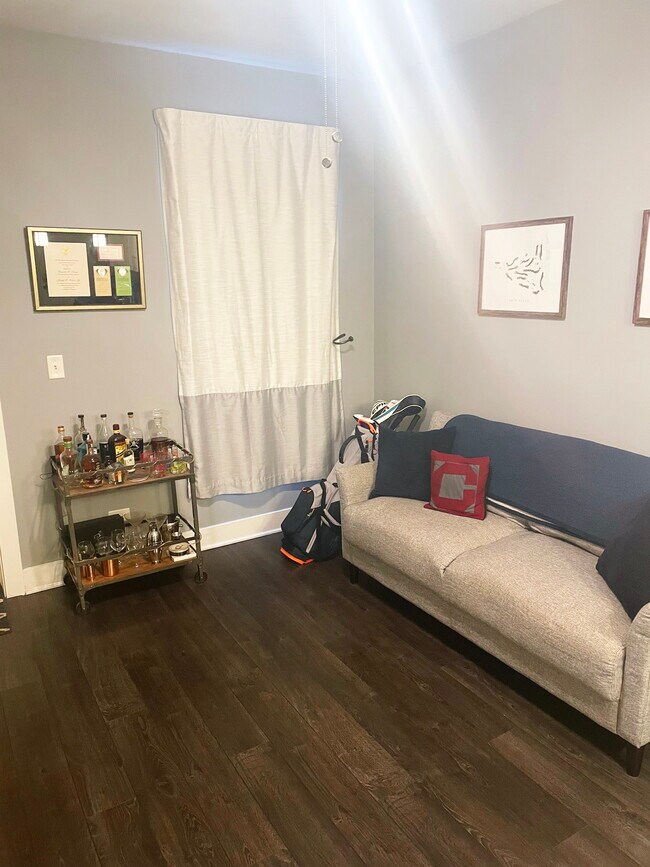 1431-n-cleaver-st-unit-2r-chicago-il-60642-apartments-in-chicago