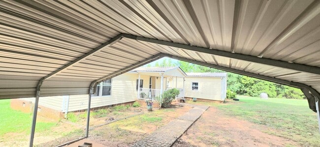 Building Photo - 513 Horseshoe Lake Rd
