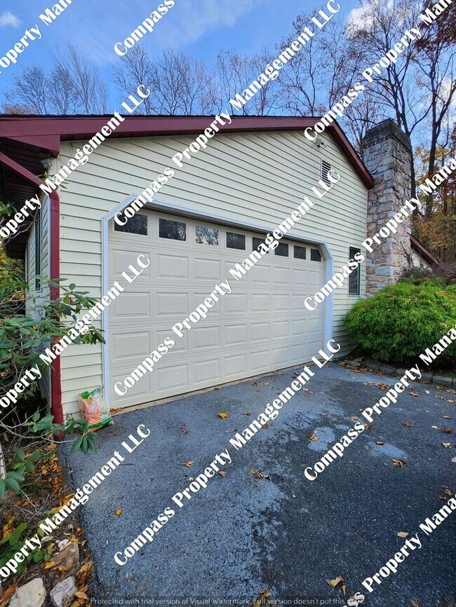 Foto del edificio - $1895 - 2 Story Single Family Home - Gap