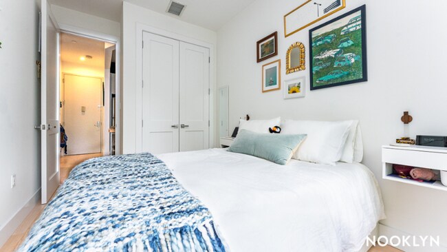 Foto del edificio - 1092 Dean St