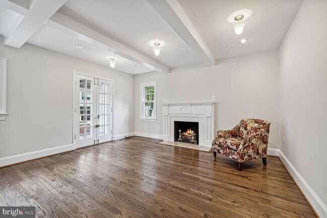 Foto del edificio - 4828 West Ln