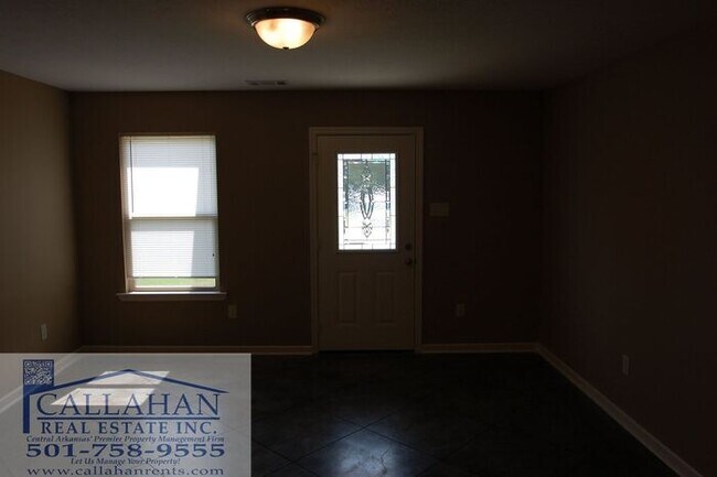 Foto del edificio - 2146 Hatcher Rd