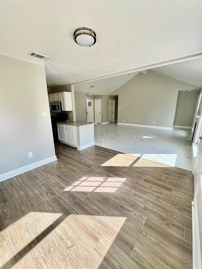 Building Photo - 5719 Verracio Ct