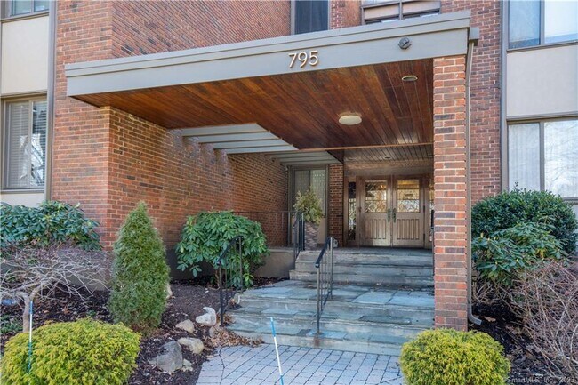 Foto del edificio - 795 Prospect Ave