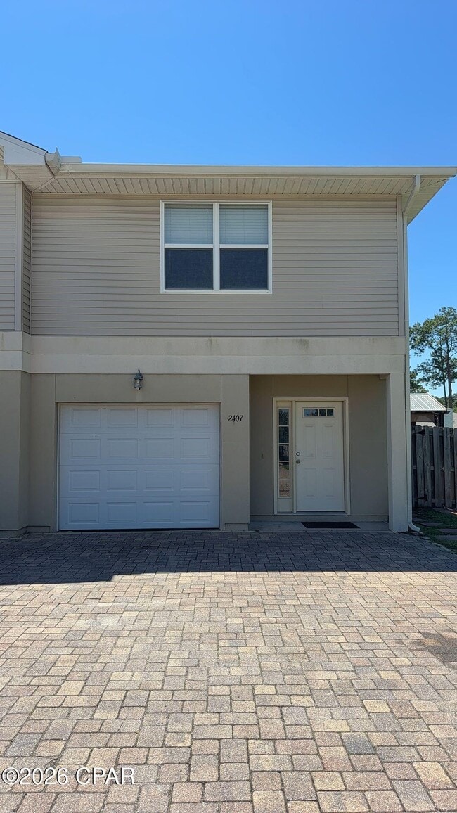 Building Photo - 2407 Astrid Ln