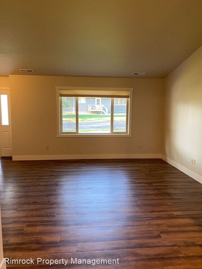 Foto del edificio - 2 br, 1 bath House - 485 N Lakeview Dr