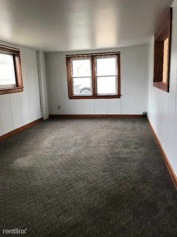 Building Photo - 2 br, 1 bath Apartment - 5588 Gingrich Rd
