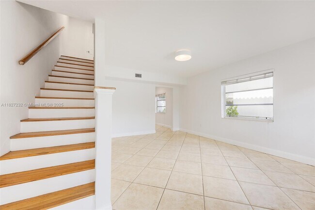 Foto del edificio - 2332 SW 26th Ln