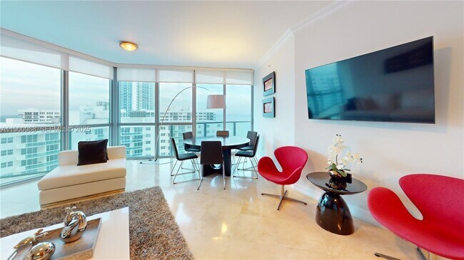 Foto del edificio - 3101 S Ocean Dr