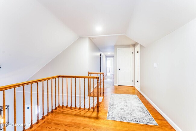 Building Photo - 1358 Ruffner Rd