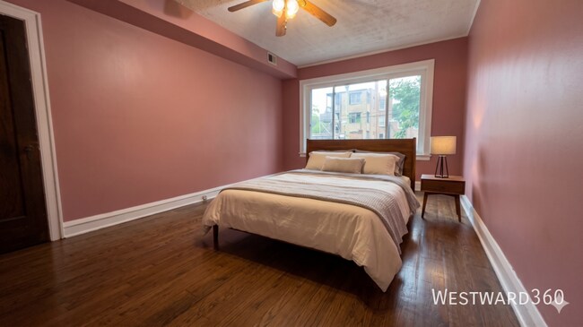 Foto del edificio - 7841 S Kingston Ave