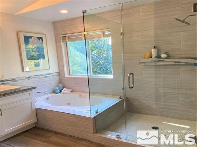 Foto del edificio - 3089 Creekwood Dr