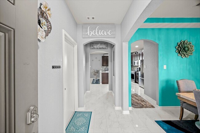 Foto del edificio - 15015 Hope Hills Ln