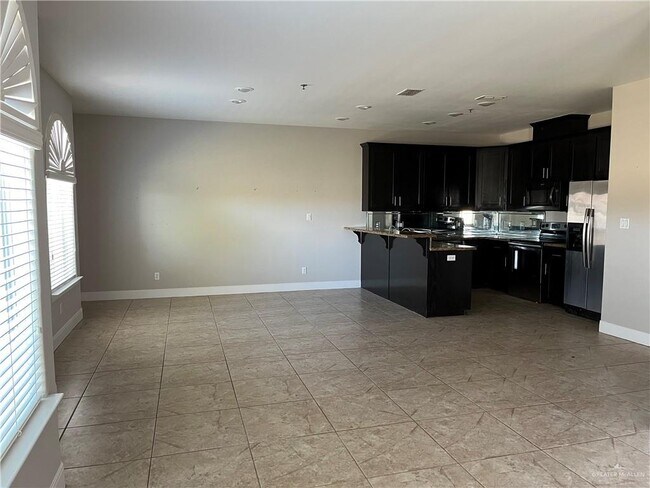 Foto del edificio - 1412 Keeton Ave