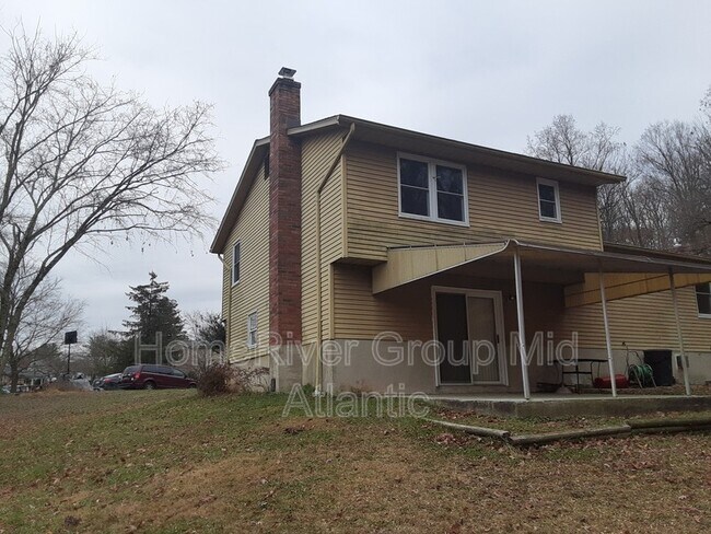Building Photo - 4 Stoneham Ct