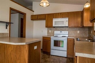 Building Photo - 11818 W Wilkinson Ct