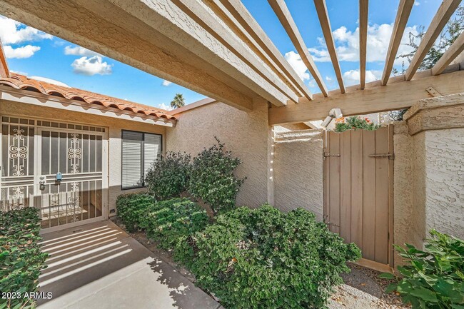 Building Photo - 10538 E Gold Dust Cir