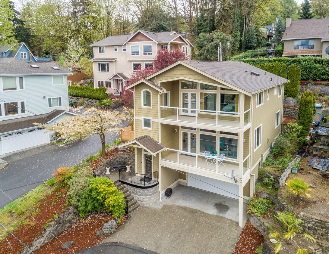 Foto principal - 351 Lind Ave NW
