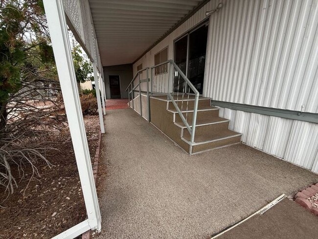 Foto del edificio - 3601 E Wyoming Ave