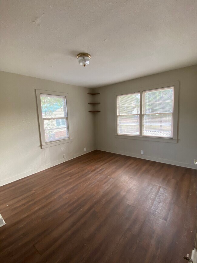 Foto del edificio - 2815 Garland Ave