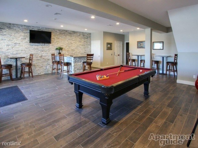 Foto del edificio - 2400 Steeplechase Blvd