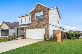 Building Photo - 4237 Red Cedar Ring Ln