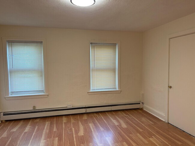 Foto del edificio - 701 Whittaker Ave