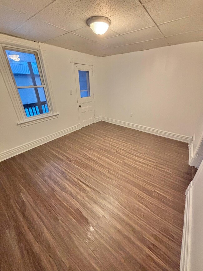 Building Photo - 700 W Dominick St