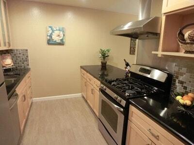 Foto del edificio - 3544 McCoppin Park Ct