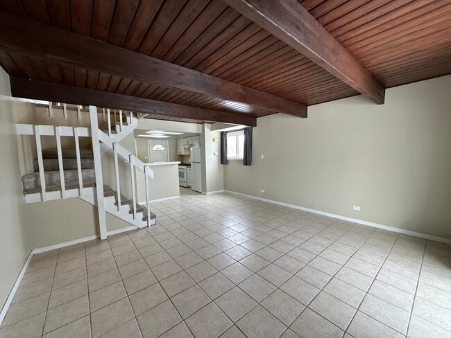 Building Photo - 474 Meadow Green Ln
