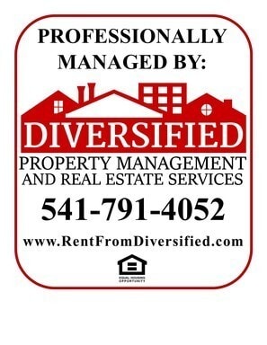 Building Photo - Pet Friendly 3bed : 2bath home w/ Garage