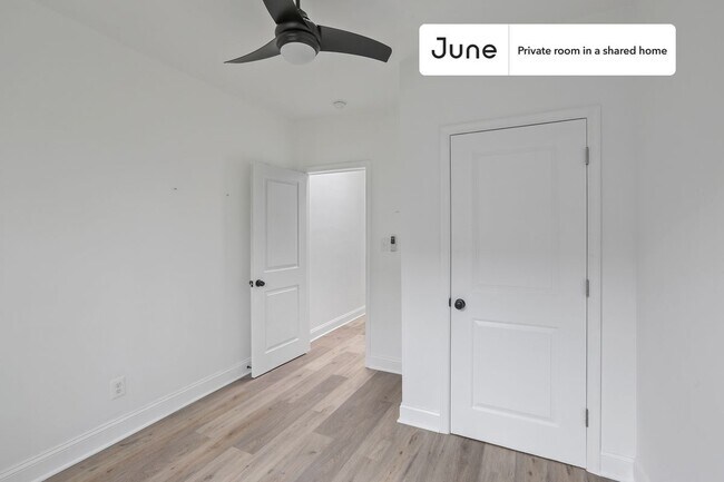 Foto del edificio - Room in Shared 5 bed/3.5 bath home in Upper Central NE