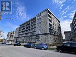Photo du bâtiment - 275-F275 Larch St