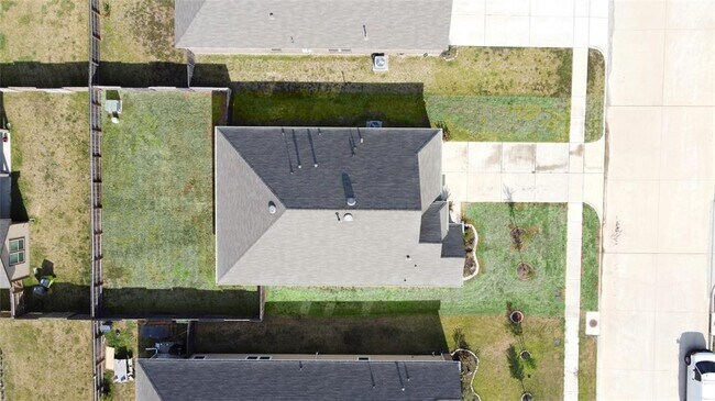 Building Photo - 6023 Osprey Dr