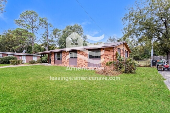 Building Photo - 1033 Quincy Dr