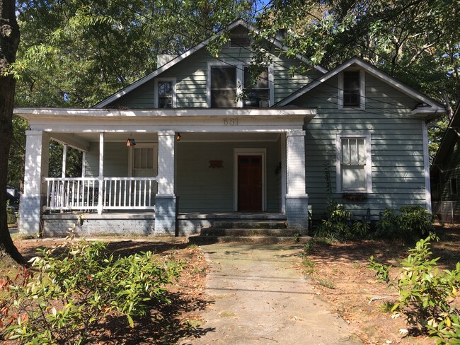 Great street! - 631 Woodland Ave SE